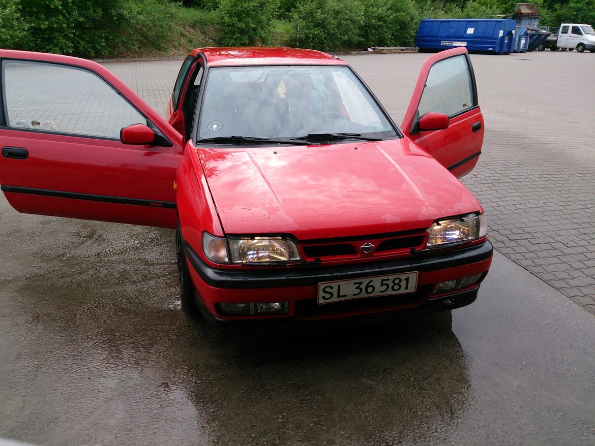 Nissan sunny sr billede 5