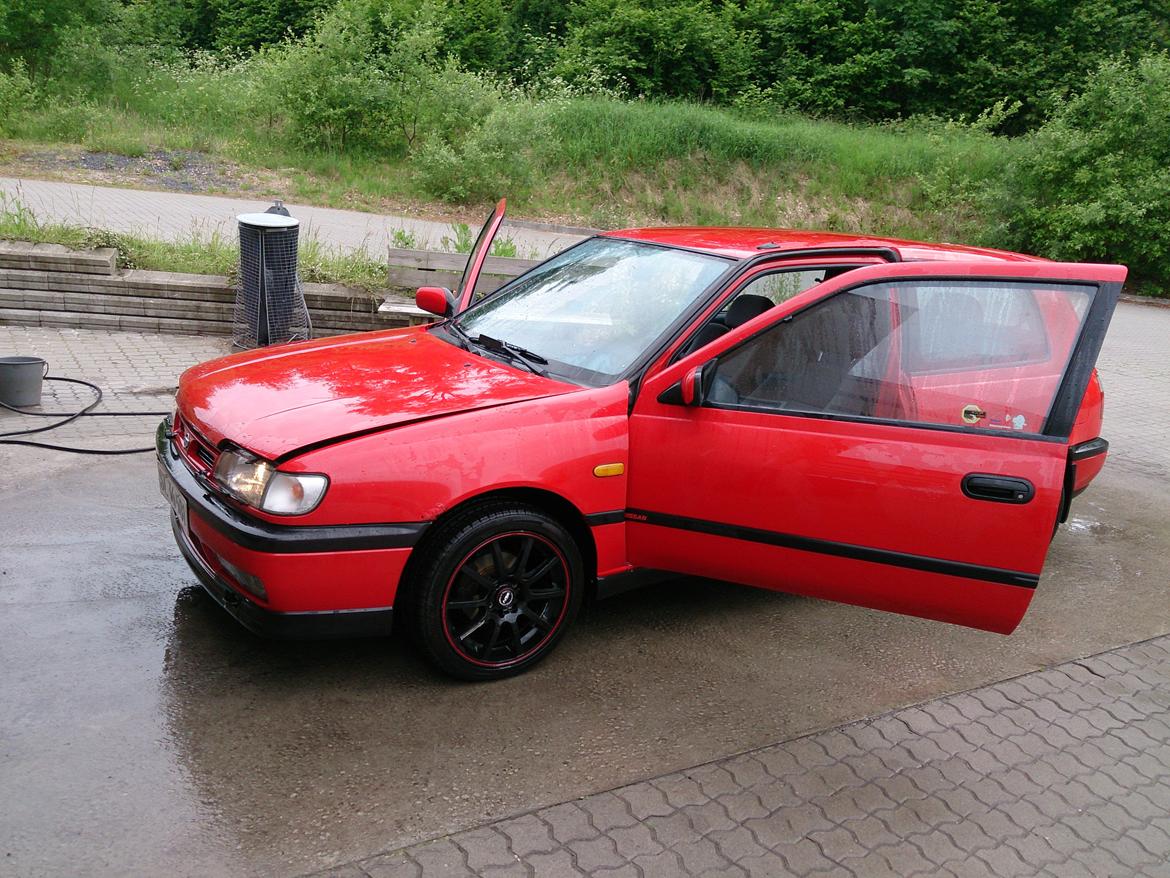 Nissan sunny sr billede 8