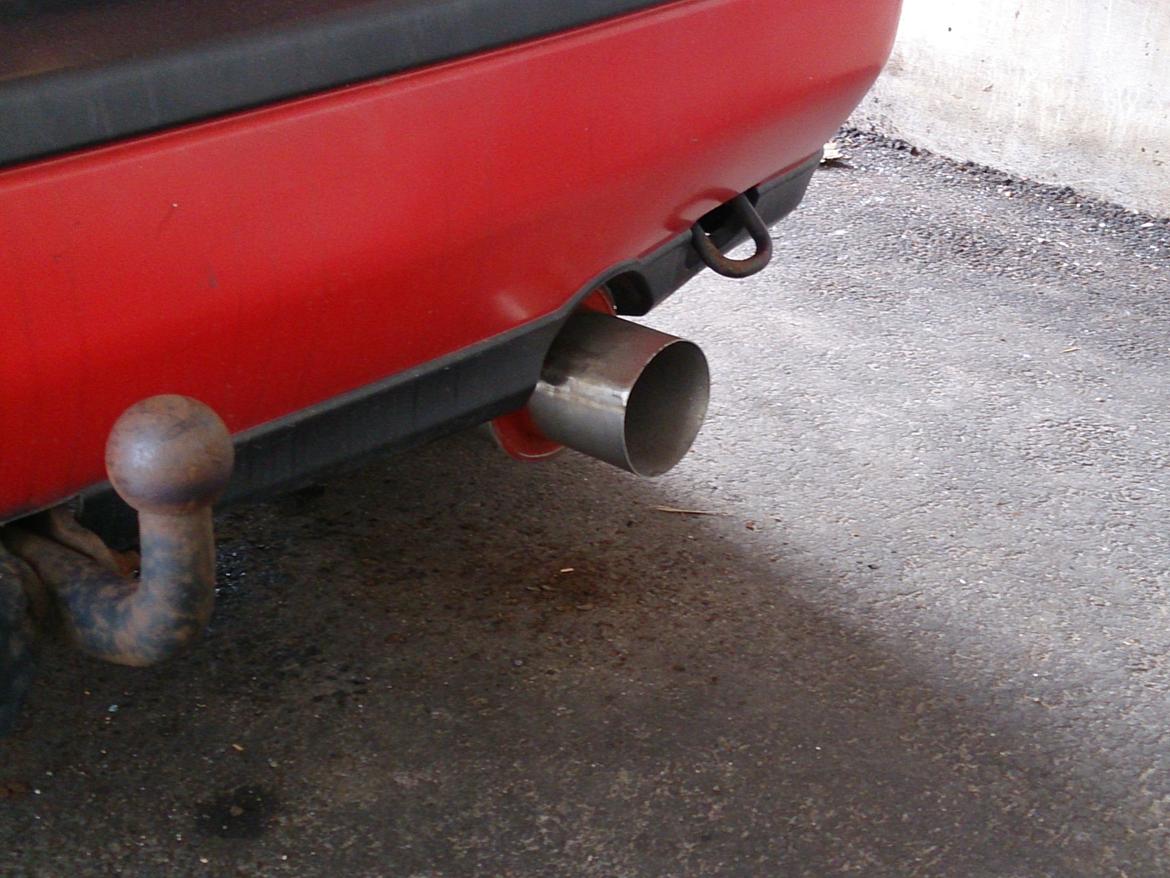 Nissan sunny sr billede 10