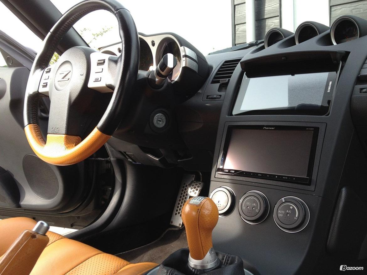 Nissan 350Z SOLGT billede 16