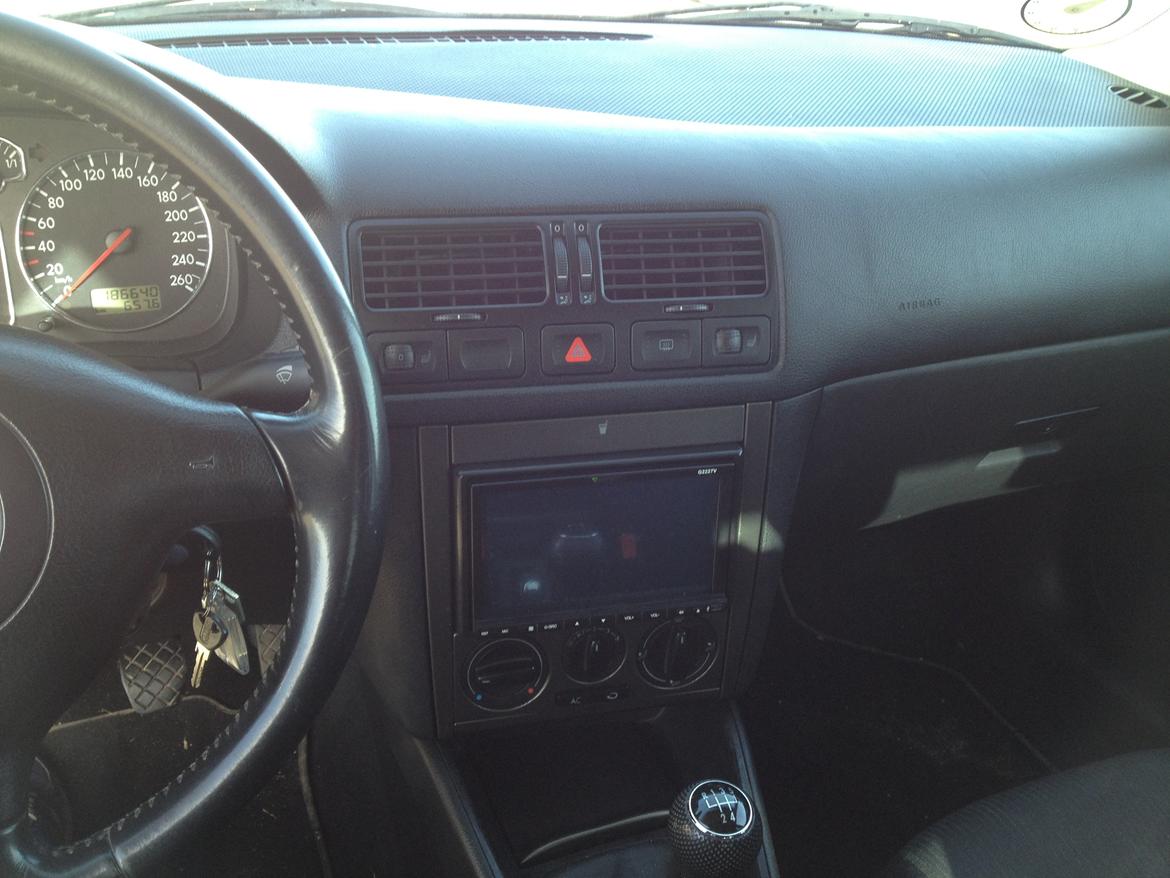 VW Bora SOLGT billede 8