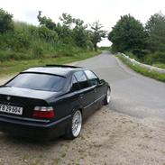 BMW 325i