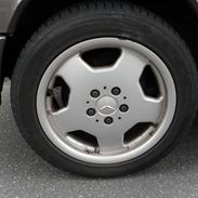 Mercedes Benz 190E 2.0 (W201)