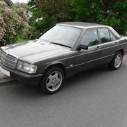 Mercedes Benz 190E 2.0 (W201)