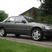 Mercedes Benz 190E 2.0 (W201)