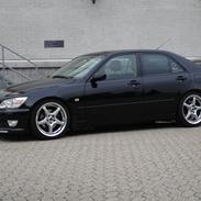 Lexus IS200 Sport