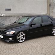 Lexus IS200 Sport