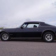 Pontiac Firebird Esprit 2-dørs coupe