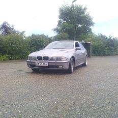 BMW 523i E39