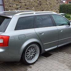 Audi A4 1.8T Avant