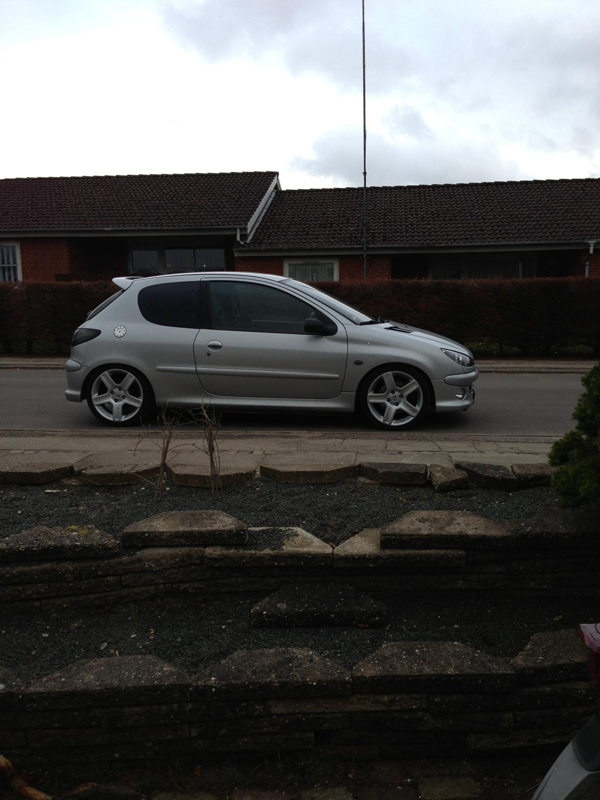 Peugeot 206 2,0 RC - Med sommerfælge billede 11