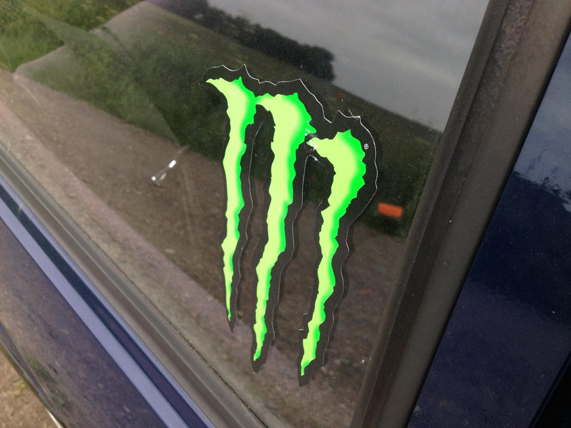 VW polo coupe 86c solgt - monster klistermærke fra da der var container drift i odense  billede 18