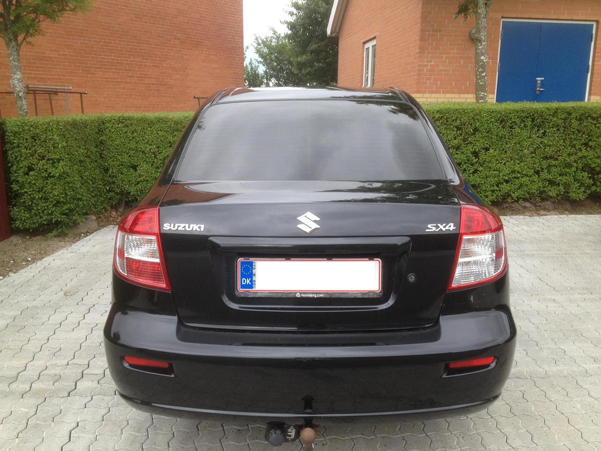 Suzuki SX4 Sedan Solgt - 5% solfilm. billede 11