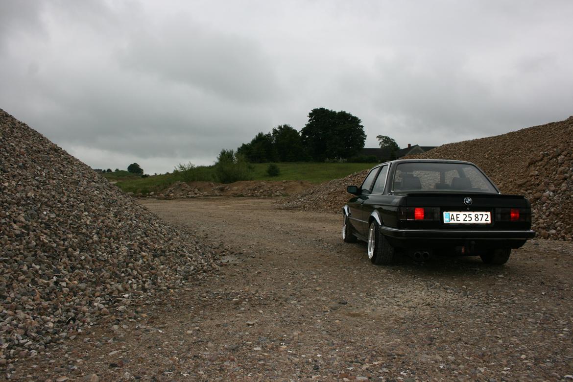 BMW E30 billede 6