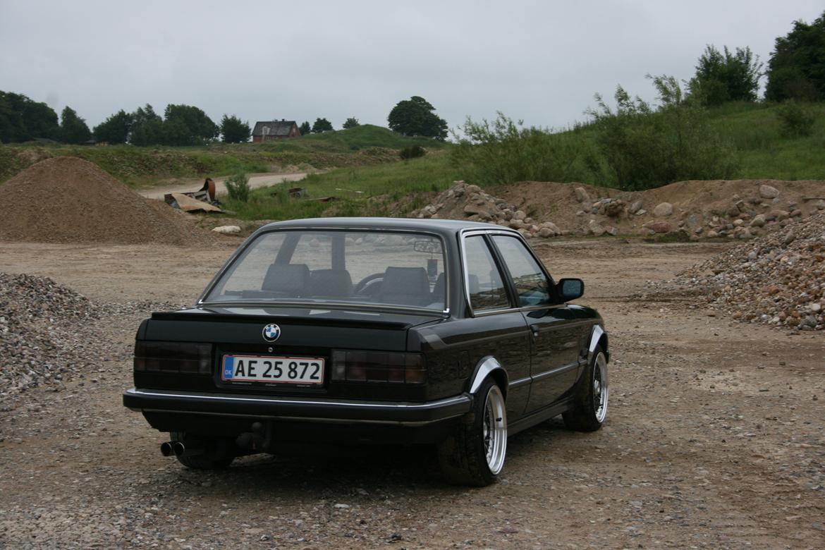 BMW E30 billede 12