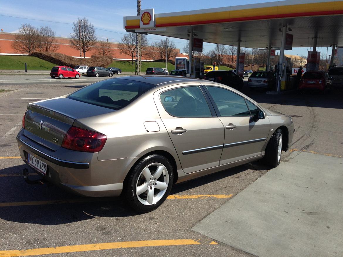 Peugeot 407 billede 9