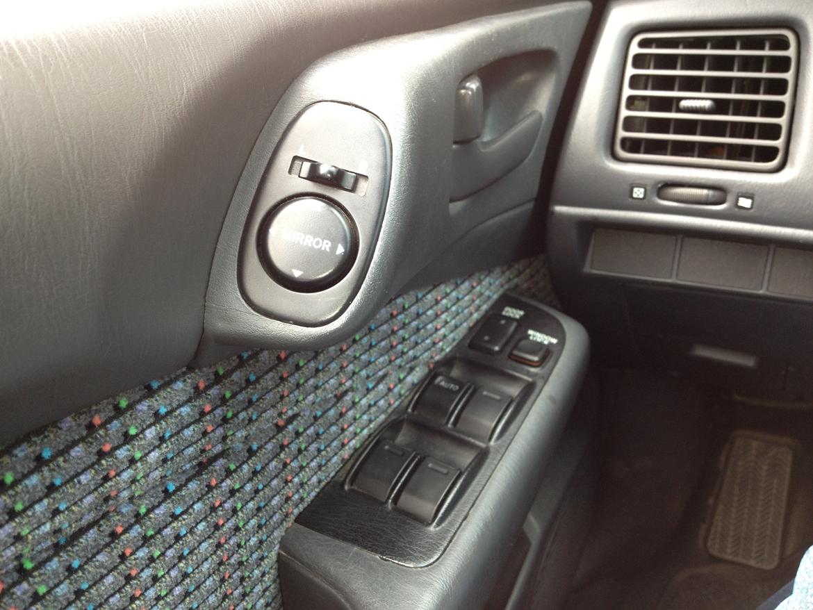 Toyota Carina e sli 2.0 16V billede 2