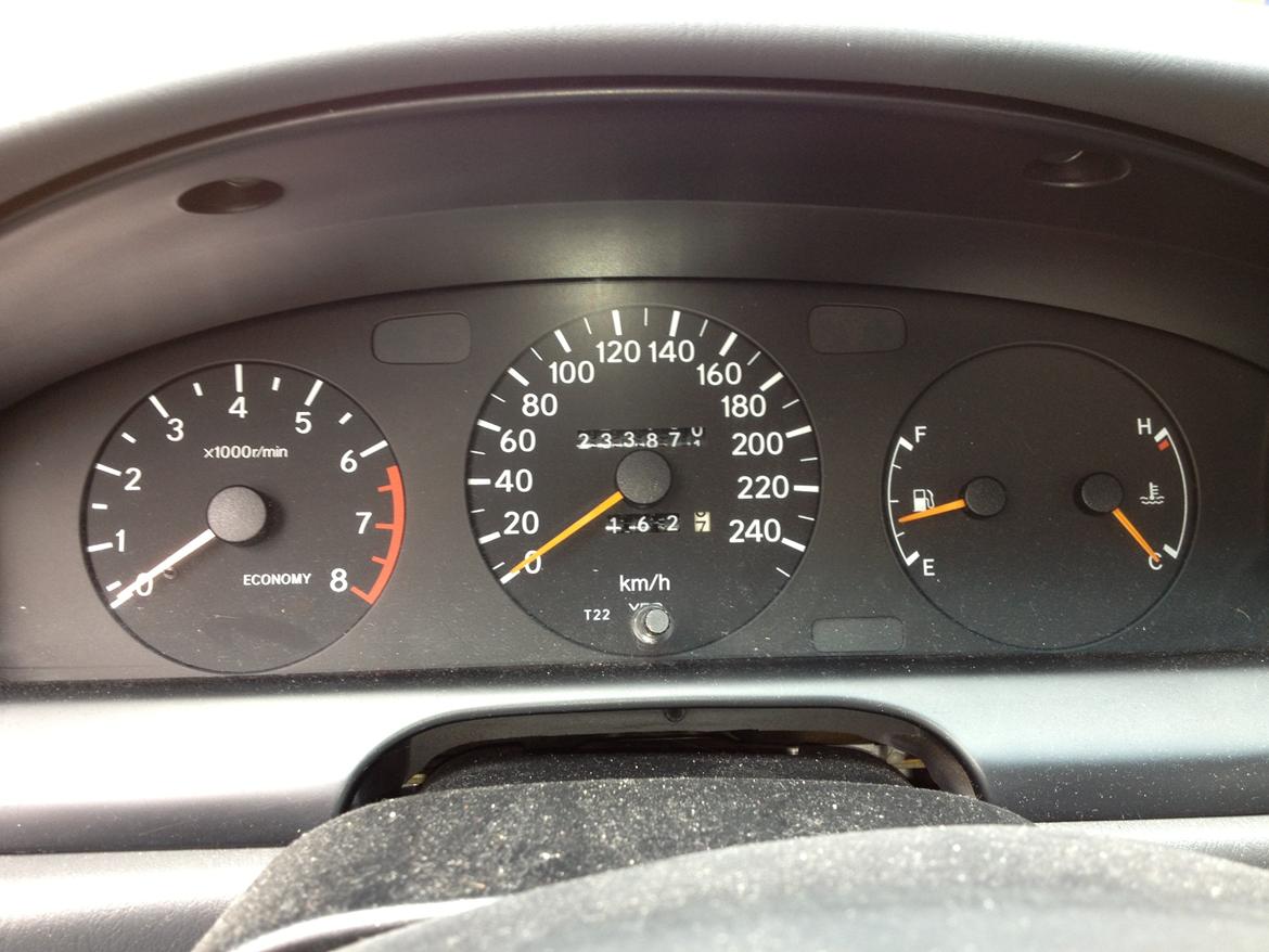 Toyota Carina e sli 2.0 16V billede 3