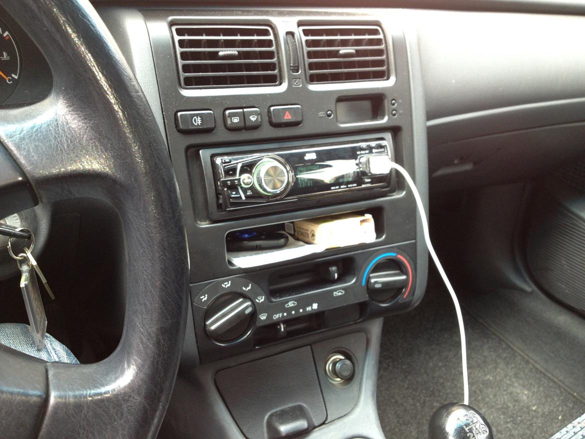 Toyota Carina e sli 2.0 16V billede 4