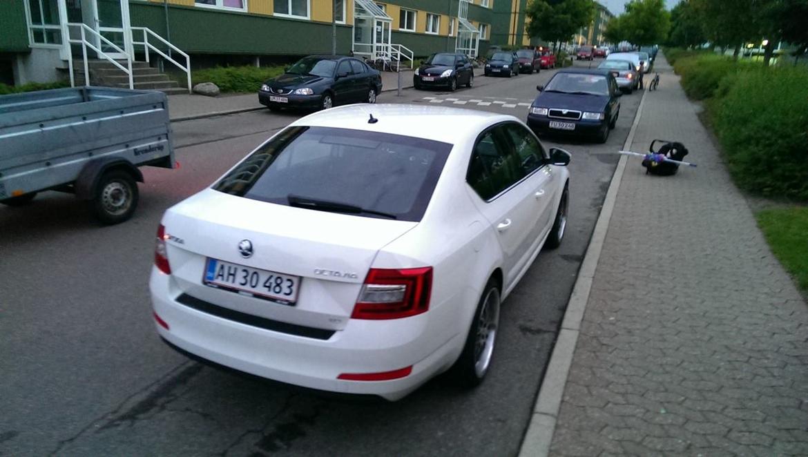 Skoda Octavia 1.6 TDI CR Elegance billede 5
