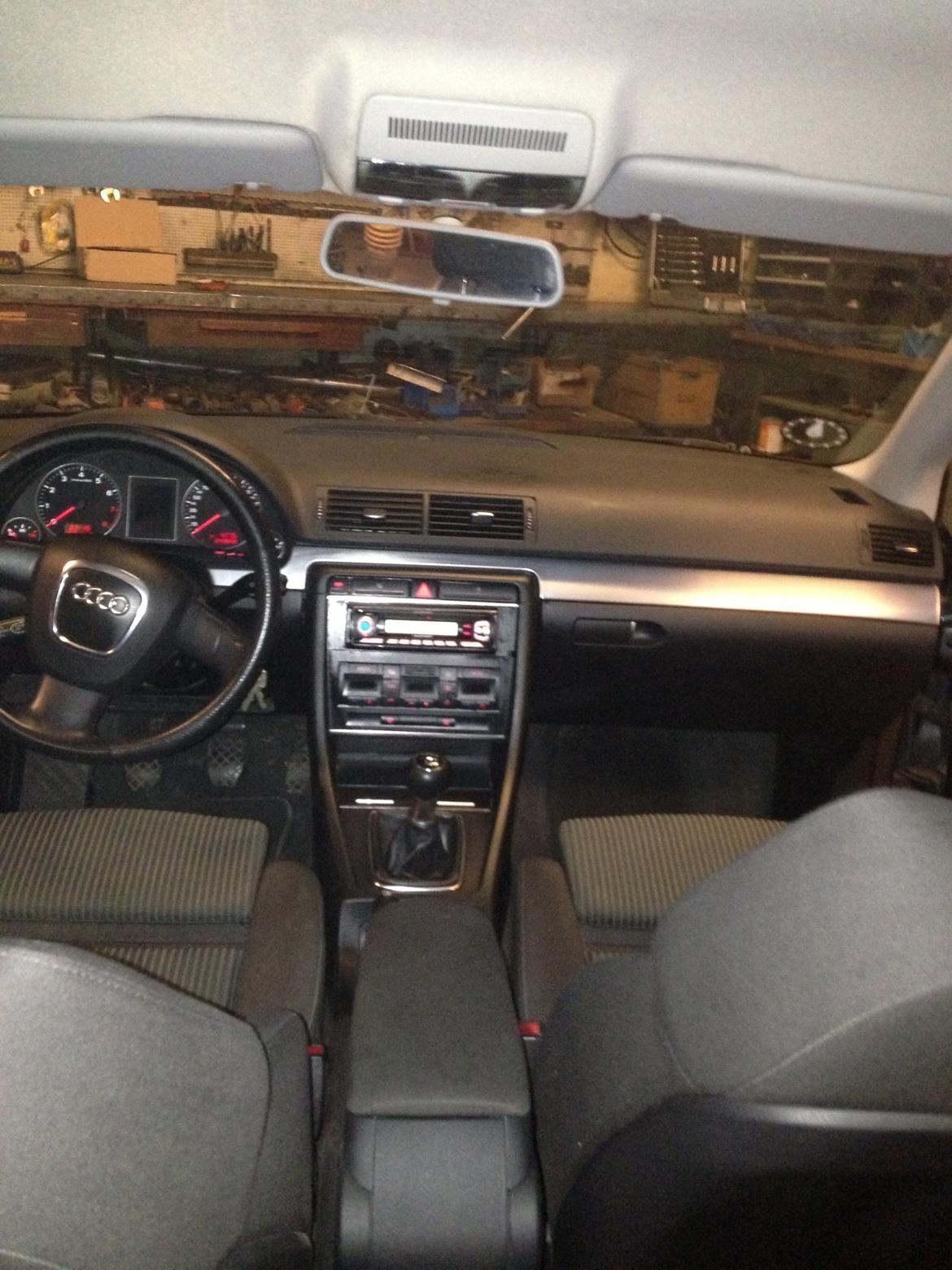 Audi A4 2.0 Turbo billede 9