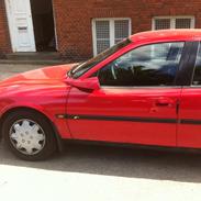 Opel vectra 2.0 sport