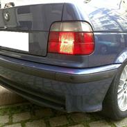 BMW 323ti e36 compact