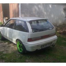 Suzuki swift 1.3 gls