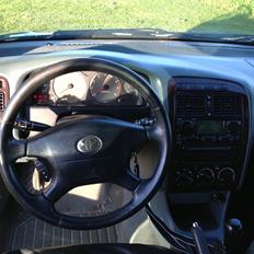 Toyota avensis vvt-i  ( SOLGT )