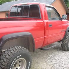 Dodge Ram 1500 4x4 solgt