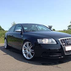 Audi A6 2.0T FSI