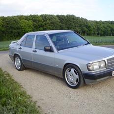 Mercedes Benz Mercedes 190e