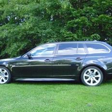 BMW E61 525D Van