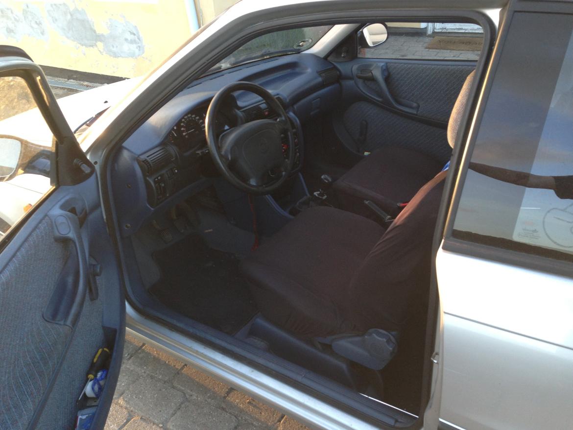 Opel astra f billede 4