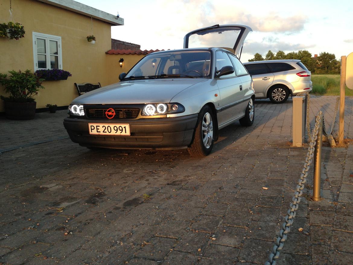 Opel astra f billede 5