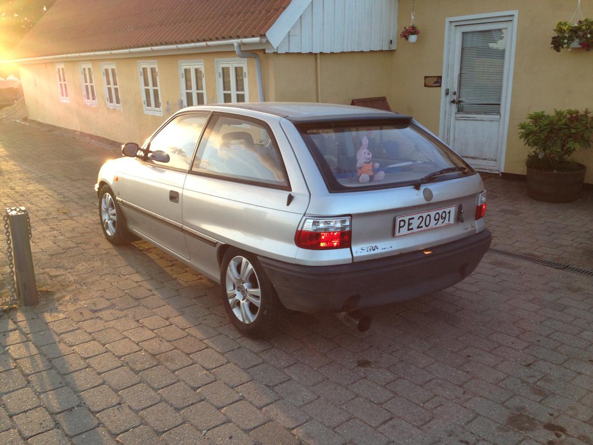 Opel astra f billede 16