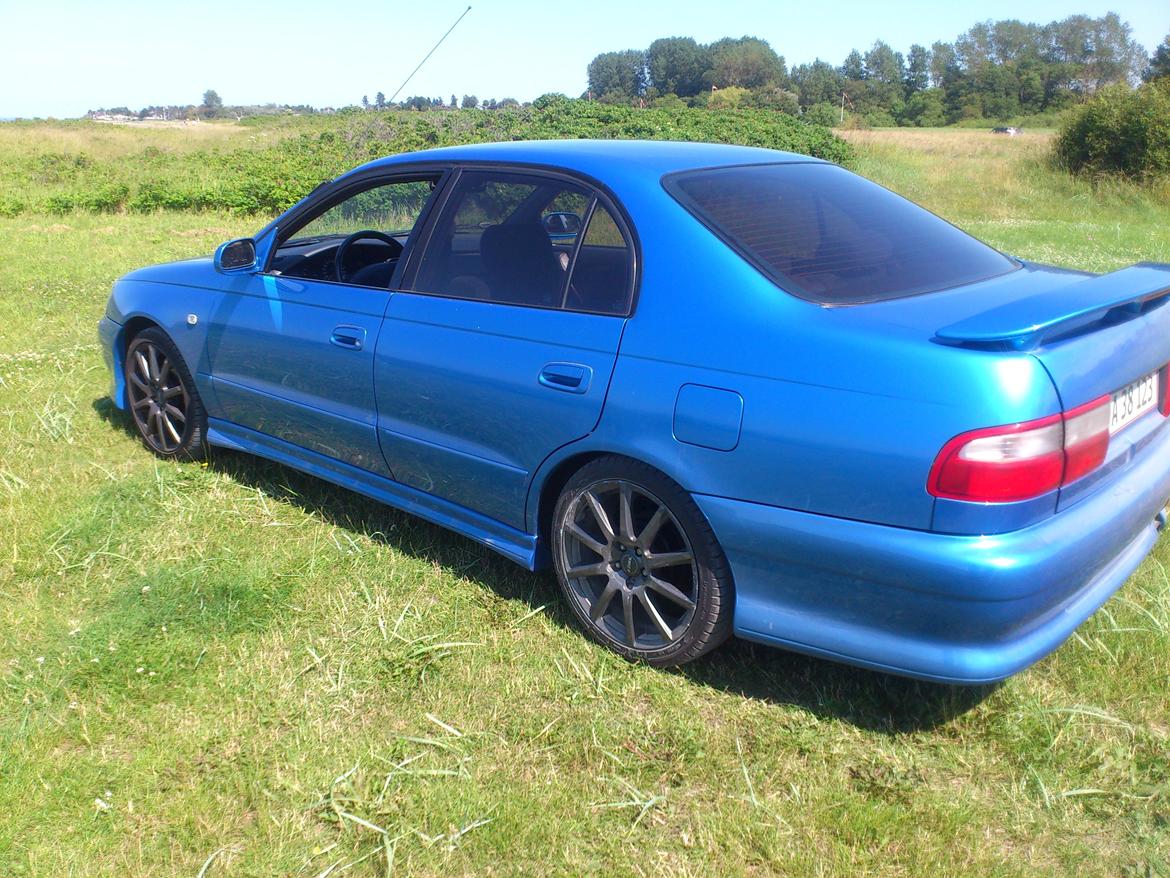 Toyota carina e billede 4