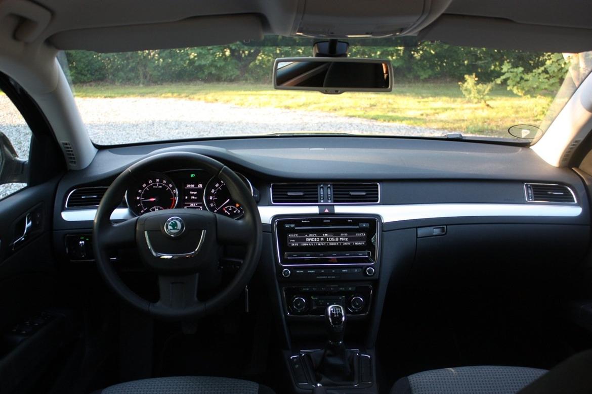 Skoda Superb 1,6 TDI CR DPF Ambition Combi Greenline - S billede 5