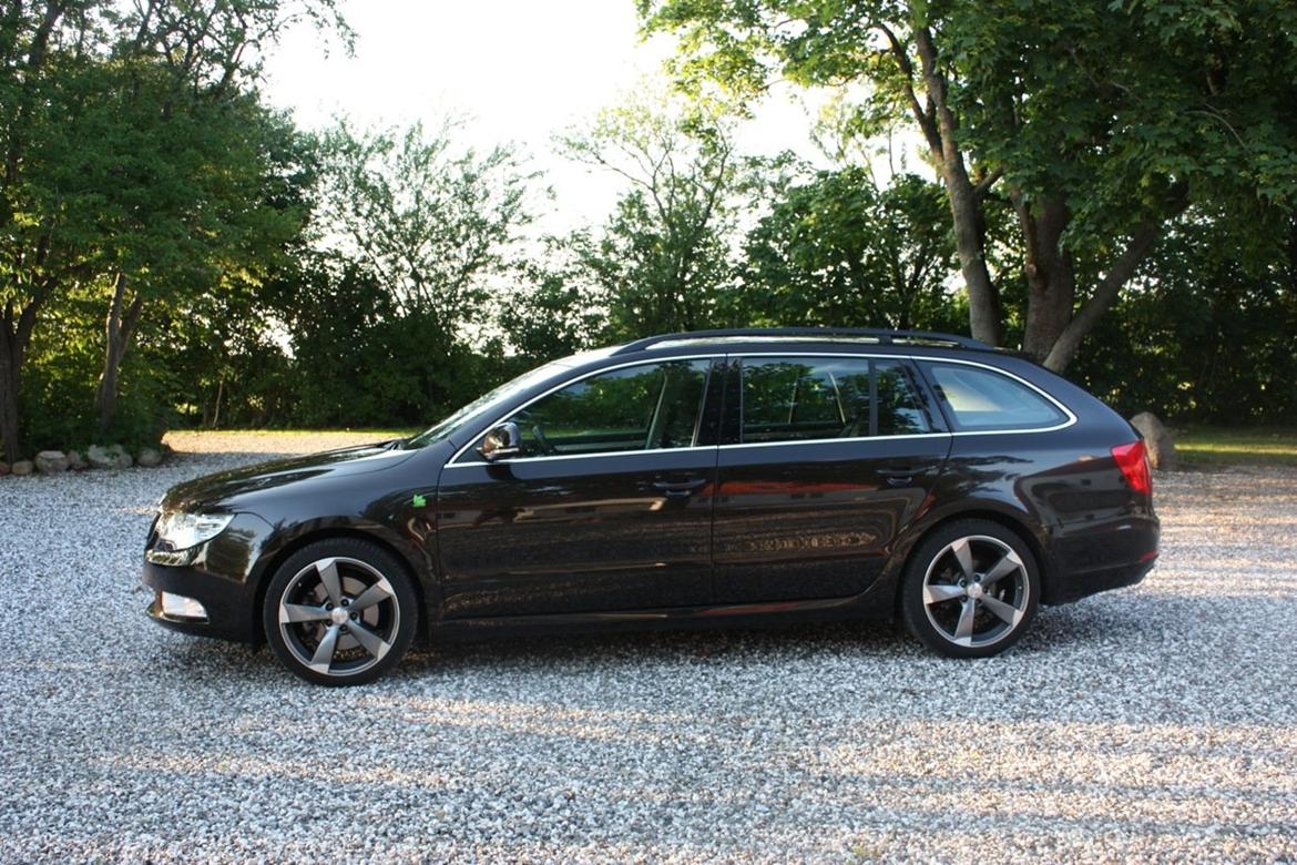 Skoda Superb 1,6 TDI CR DPF Ambition Combi Greenline - S billede 4