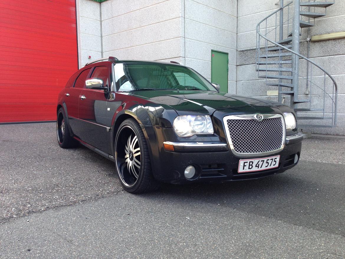 Chrysler Chrysler 300C Touring solgt.. billede 1