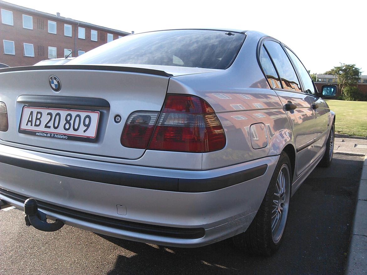 BMW e46 318i / SOLGT billede 6