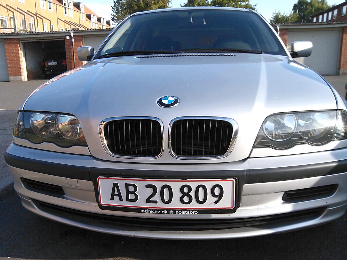 BMW e46 318i / SOLGT billede 4