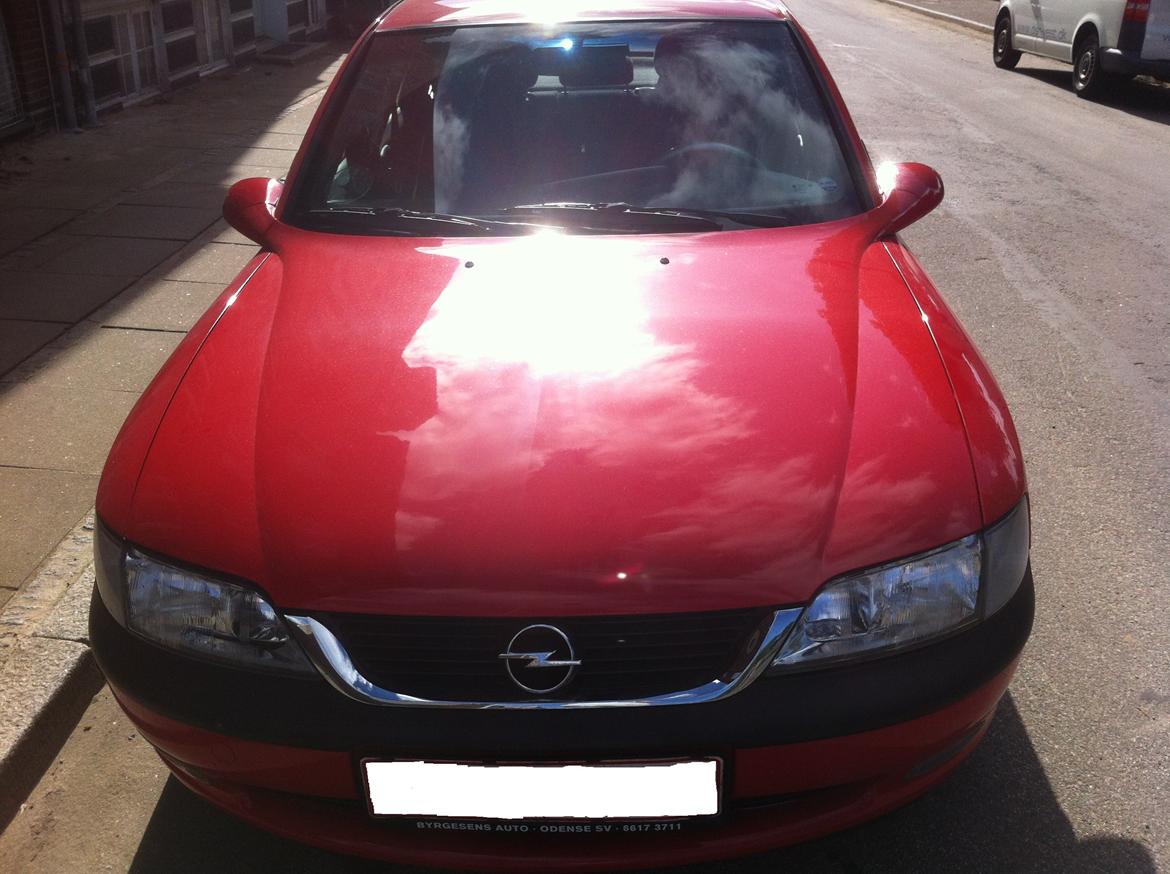 Opel vectra 2.0 sport billede 2