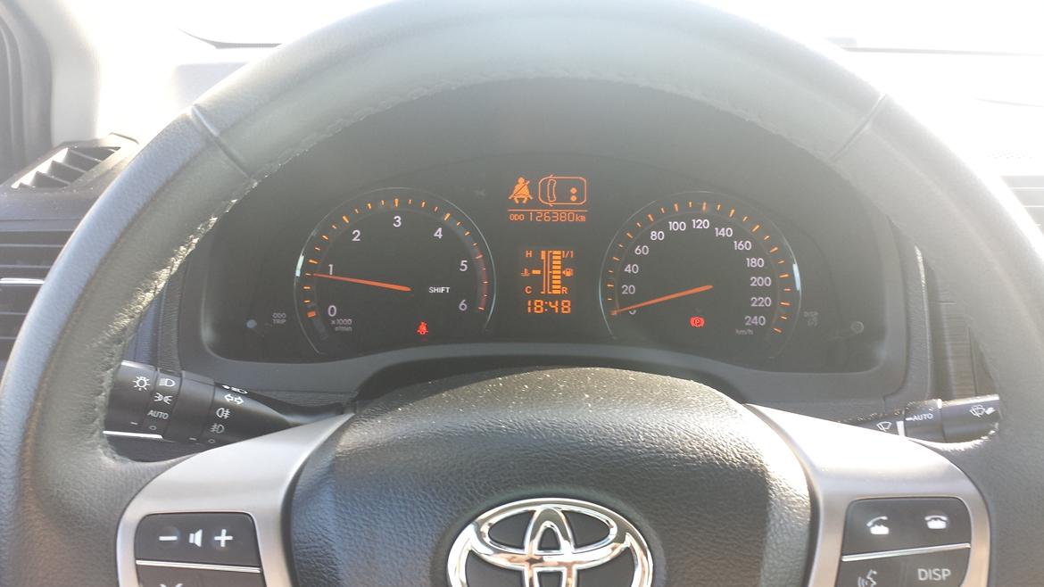 Toyota Avensis 2,2 D-4D 150 T3 4d billede 3