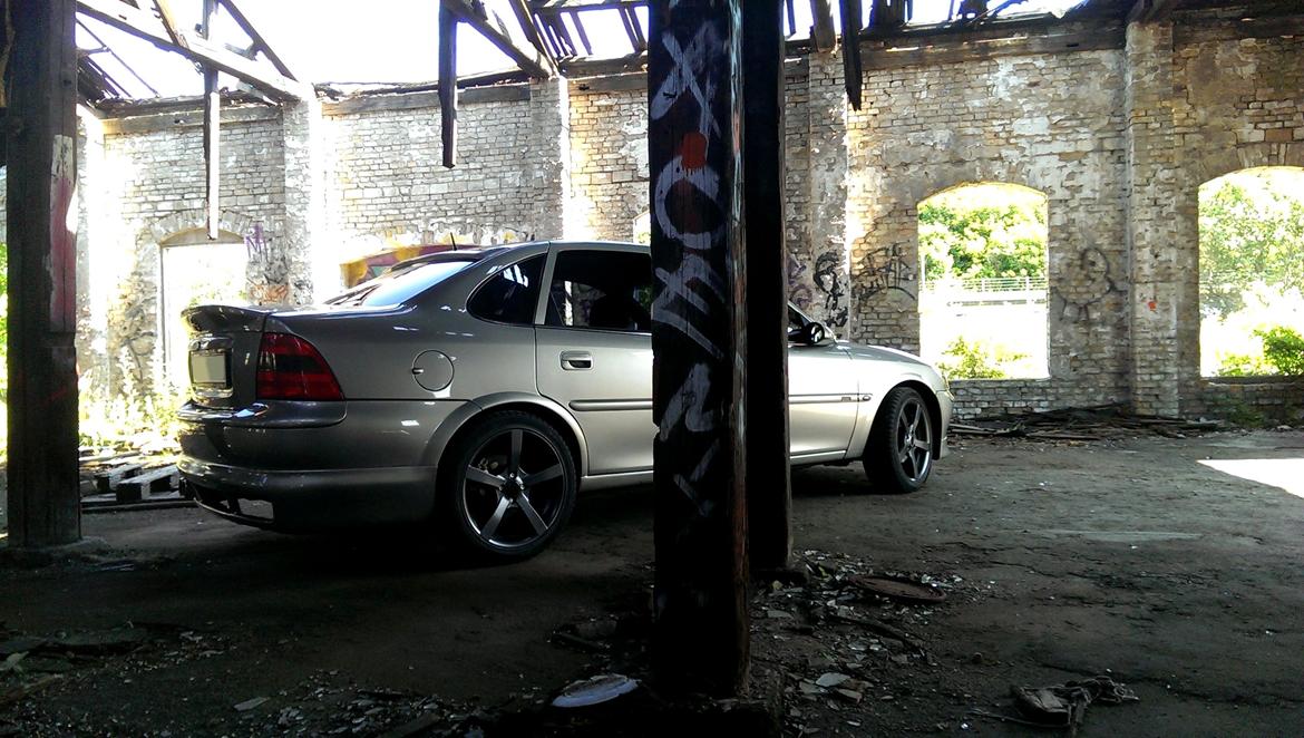 Opel Vectra B 1,8 16V GL *SOLGT* billede 7