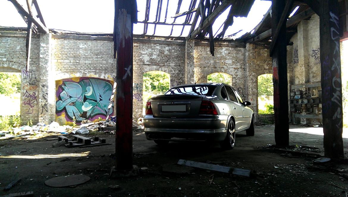 Opel Vectra B 1,8 16V GL *SOLGT* billede 8