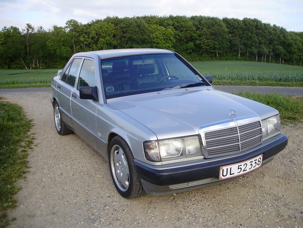 Mercedes Benz Mercedes 190e billede 2