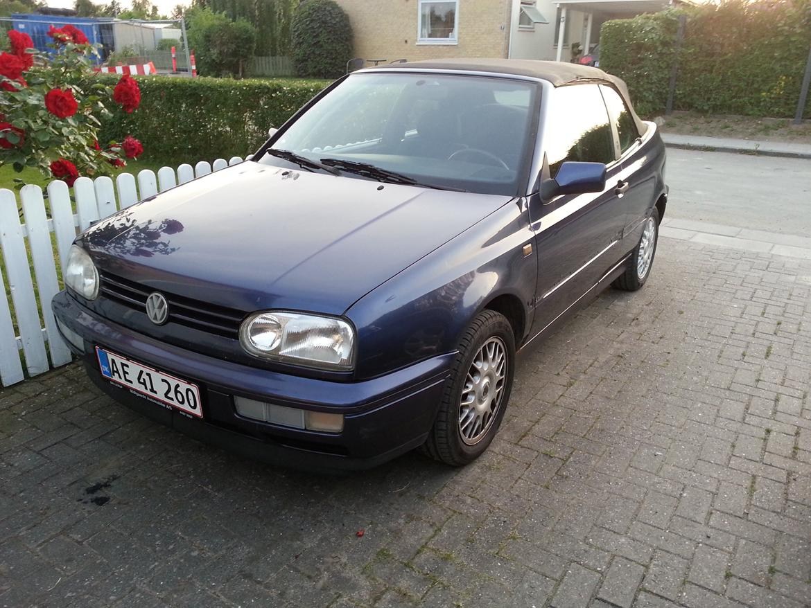 VW Golf 3 Cabriolet 1,8 Pink Floyd billede 4