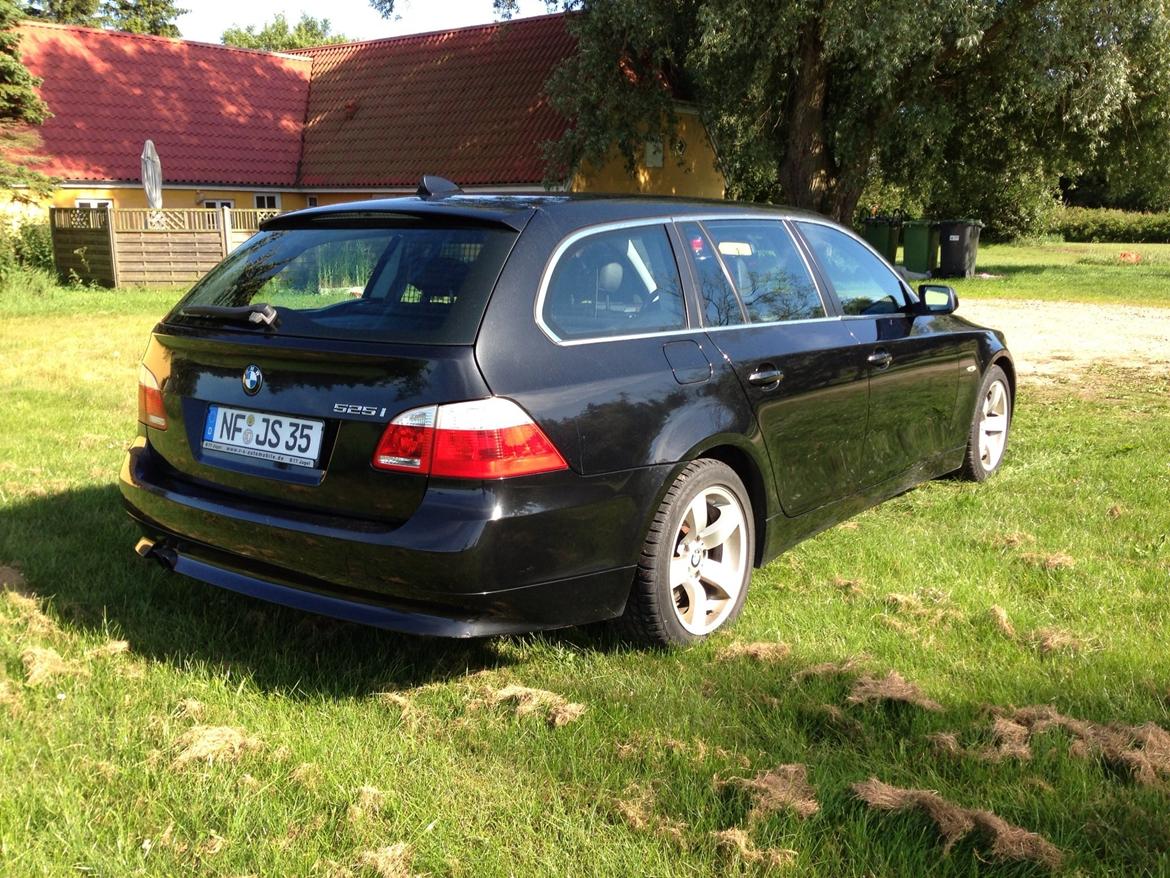 BMW E61    525 billede 4