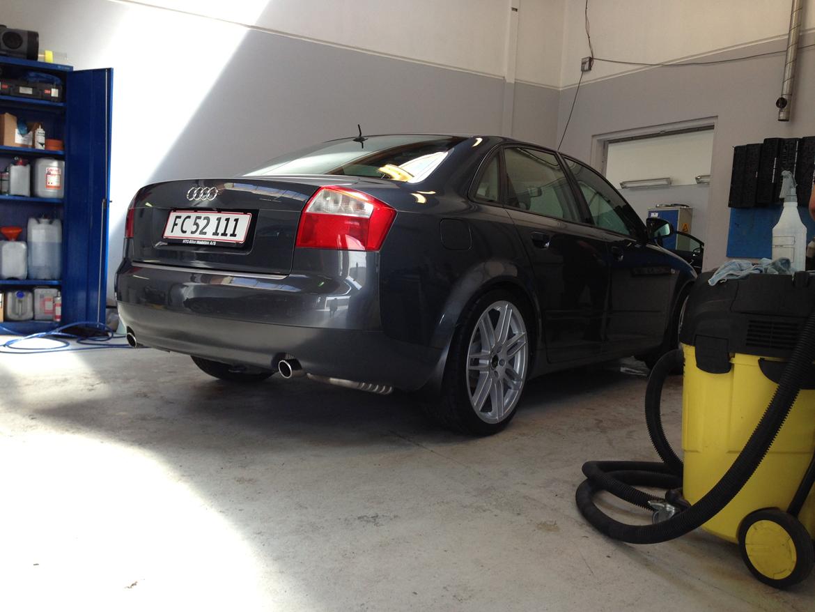 Audi A4 1,8 T solgt billede 4